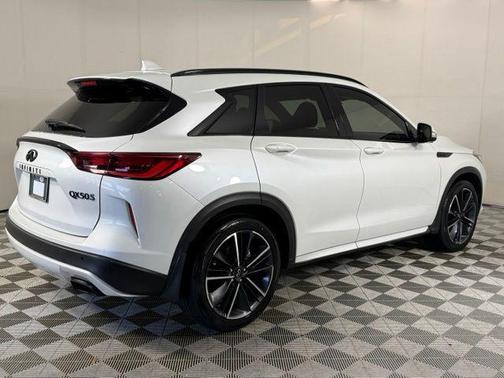 White 2023 INFINITI QX50 SPORT