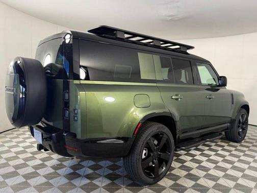 Woolstone Green Metallic 2026 Land Rover Defender X-Dynamic SE