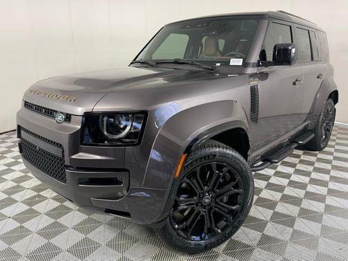 2025 Land Rover Defender V8