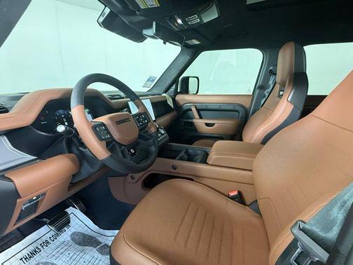2025 Land Rover Defender V8