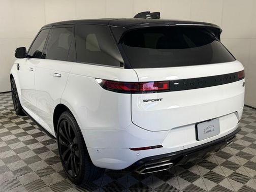 2023 Land Rover Range Rover Sport SE