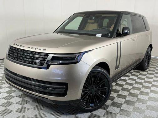 Batumi Gold Premium Metallic 2026 Land Rover Range Rover SE