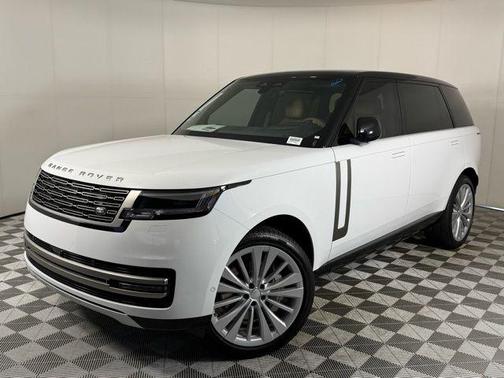 2025 Land Rover Range Rover SE