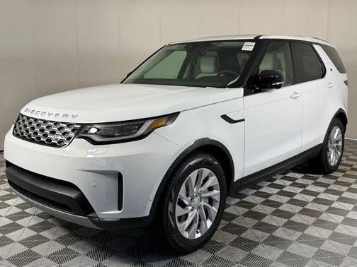 Fuji White 2025 Land Rover Discovery S