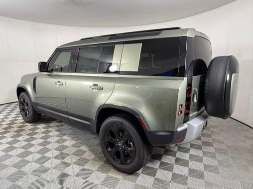 2025 Land Rover Defender S