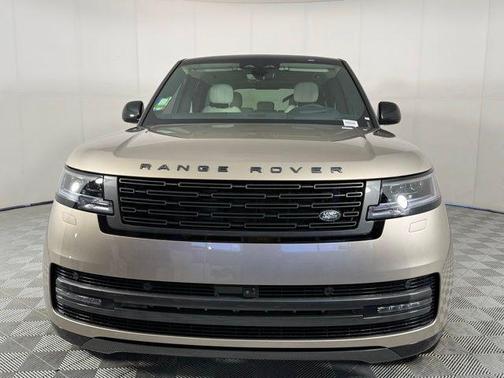 2026 Land Rover Range Rover SE