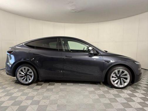 Stealth Gray 2026 Tesla Model Y Long Range
