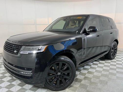 2025 Land Rover Range Rover SE