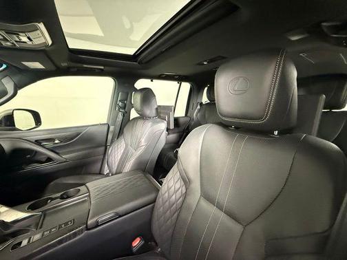 2022 Lexus LX 600 Ultra Luxury