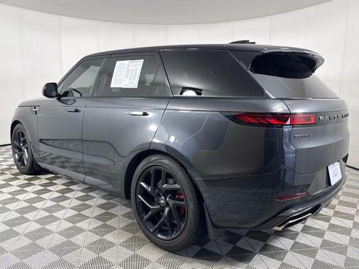 2023 Land Rover Range Rover Sport SE