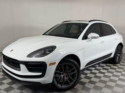 2024 Porsche Macan Base