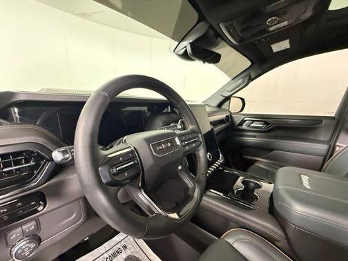 2025 GMC Yukon XL AT4