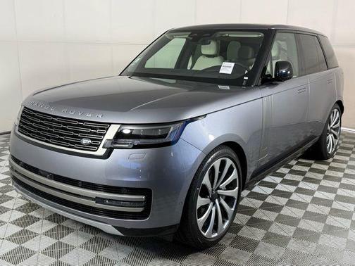 2026 Land Rover Range Rover SE
