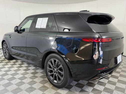 2024 Land Rover Range Rover Sport SE