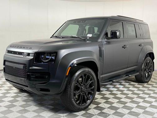 2026 Land Rover Defender V8