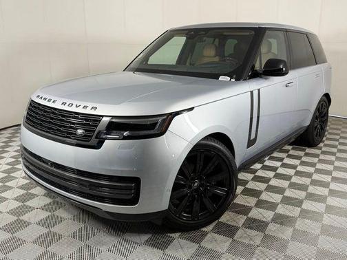2025 Land Rover Range Rover SE