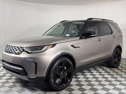 Lantau Bronze 2026 Land Rover Discovery S