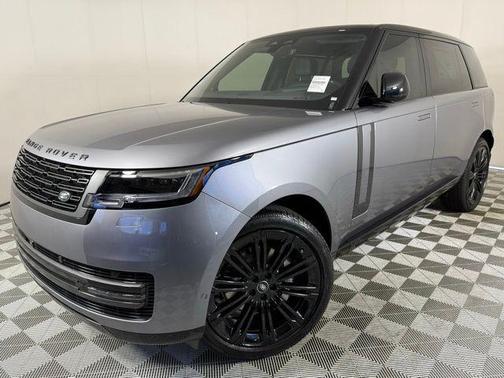 2025 Land Rover Range Rover SE