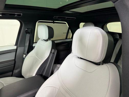 2024 Land Rover Range Rover Sport SE