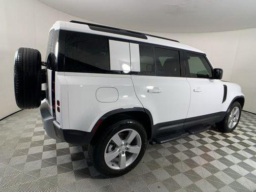 2025 Land Rover Defender S