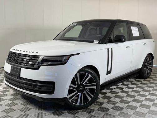 2023 Land Rover Range Rover SE