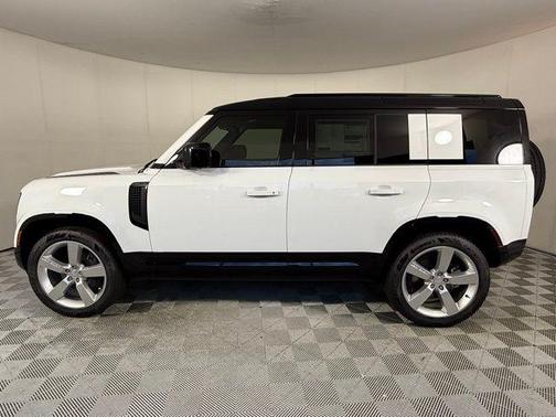 2025 Land Rover Defender X-Dynamic SE