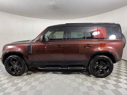 2025 Land Rover Defender Sedona Red