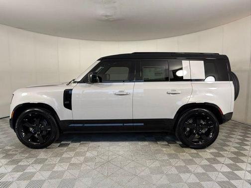 Borasco Gray Metallic 2026 Land Rover Defender X-Dynamic SE