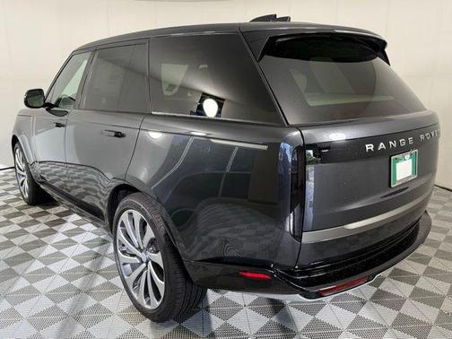 2025 Land Rover Range Rover Autobiography