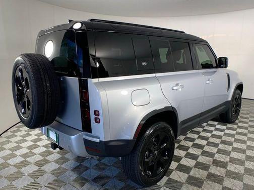 2024 Land Rover Defender S