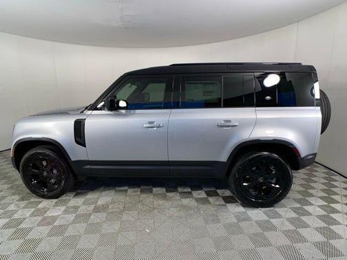 2024 Land Rover Defender S