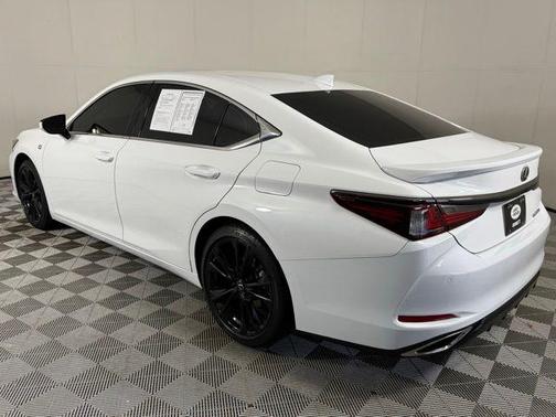 2024 Lexus ES 350 Luxury