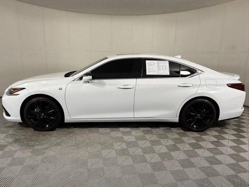 2024 Lexus ES 350 Luxury