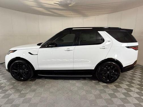 2026 Land Rover Discovery Dynamic SE