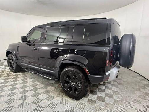2025 Land Rover Defender S