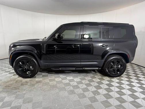 2025 Land Rover Defender S