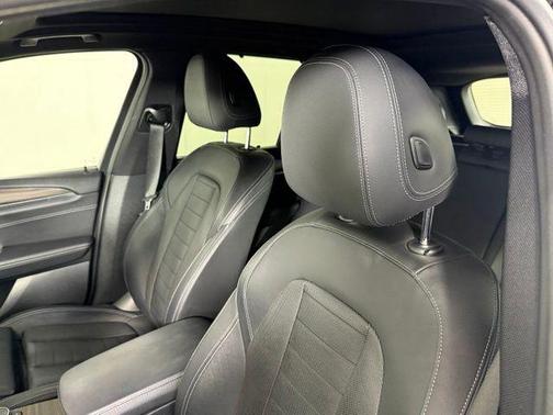 Black Sapphire Metallic 2020 BMW X3 PHEV xDrive30e