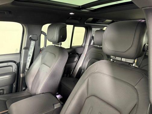 2024 Land Rover Defender X