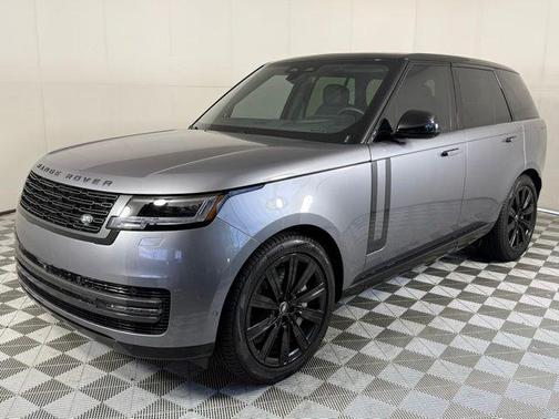 2025 Land Rover Range Rover SE