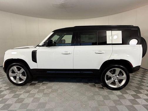 2025 Land Rover Defender X-Dynamic SE