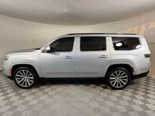 Silver Zynith 2022 Jeep Grand Wagoneer Series II