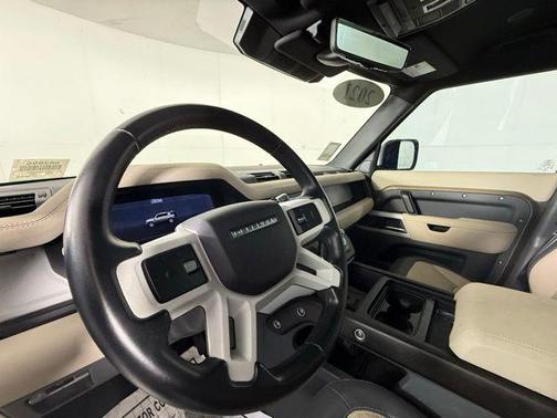 2021 Land Rover Defender X-Dynamic SE