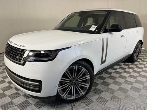 2025 Land Rover Range Rover SE