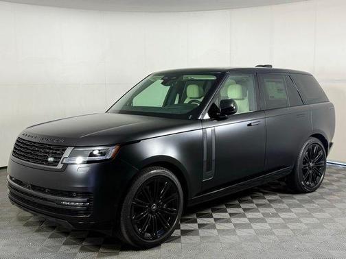 2025 Land Rover Range Rover SE