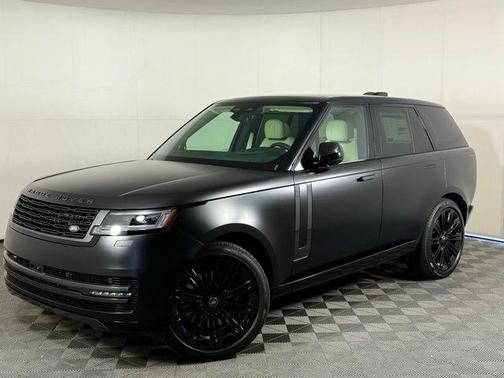 2025 Land Rover Range Rover SE