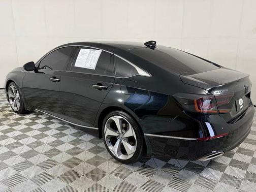 2020 Honda Accord Touring 2.0T