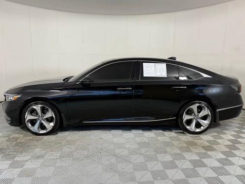 2020 Honda Accord Touring 2.0T