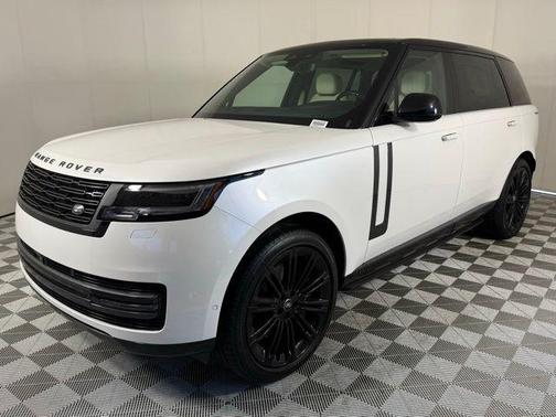 2025 Land Rover Range Rover SE