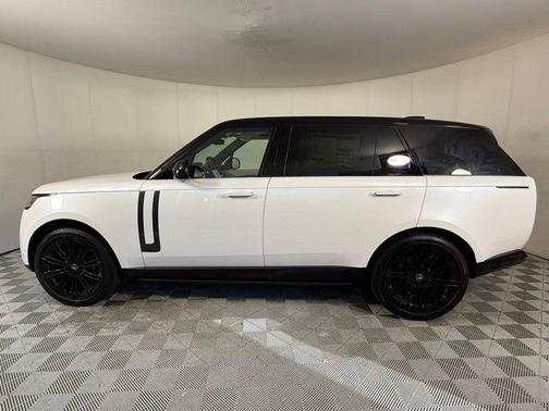 2025 Land Rover Range Rover SE