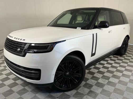 2025 Land Rover Range Rover SE